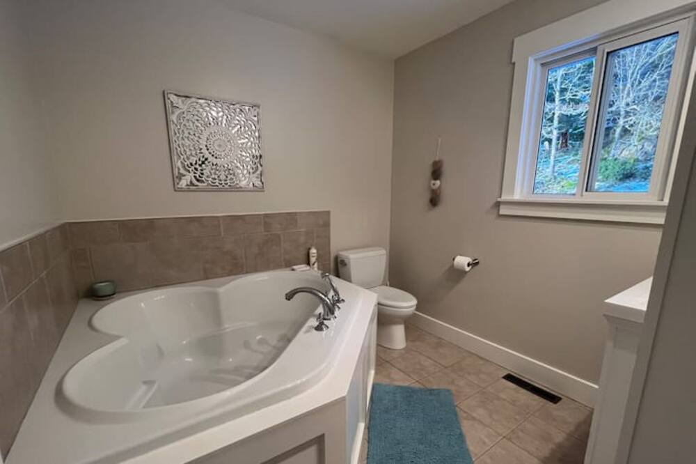 Photo of Bathroom in North Cowichan
