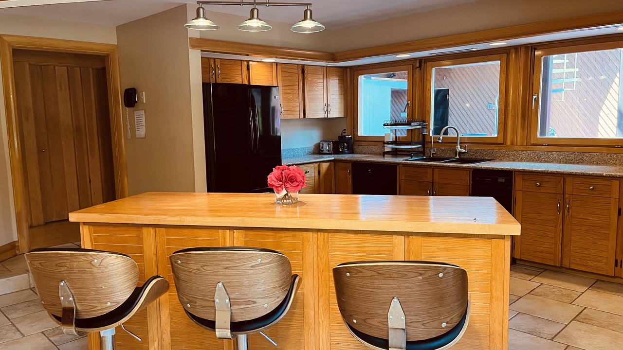 Photo of Kitchen in King