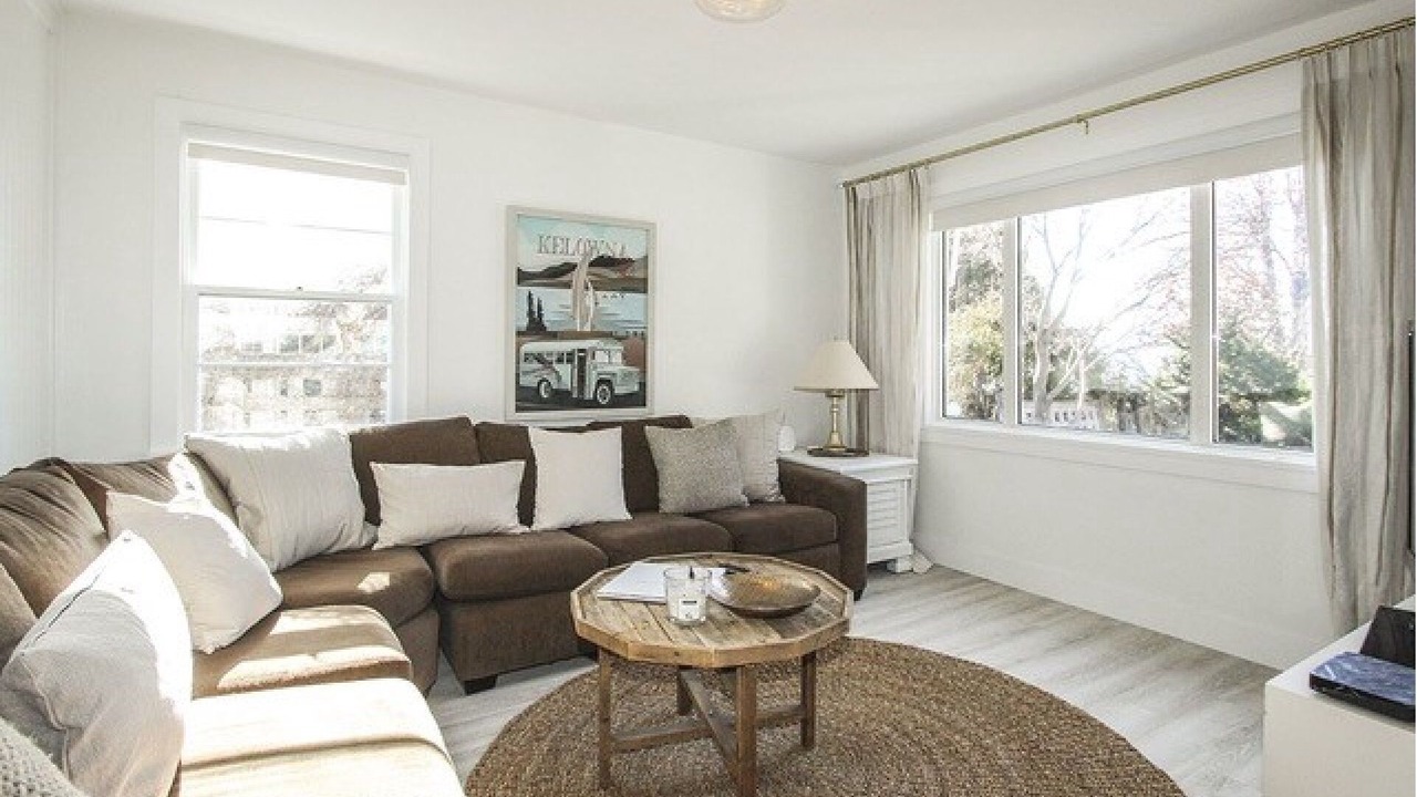 Photo of Livingroom in South Central