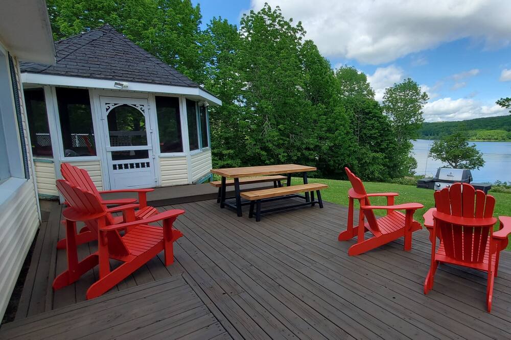 Photo of Patio Balcony in Antigonish County