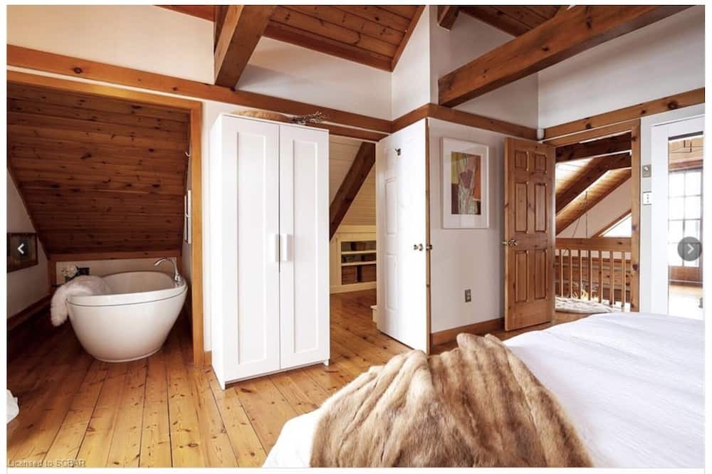 Photo of Bedroom in The Blue Mountains
