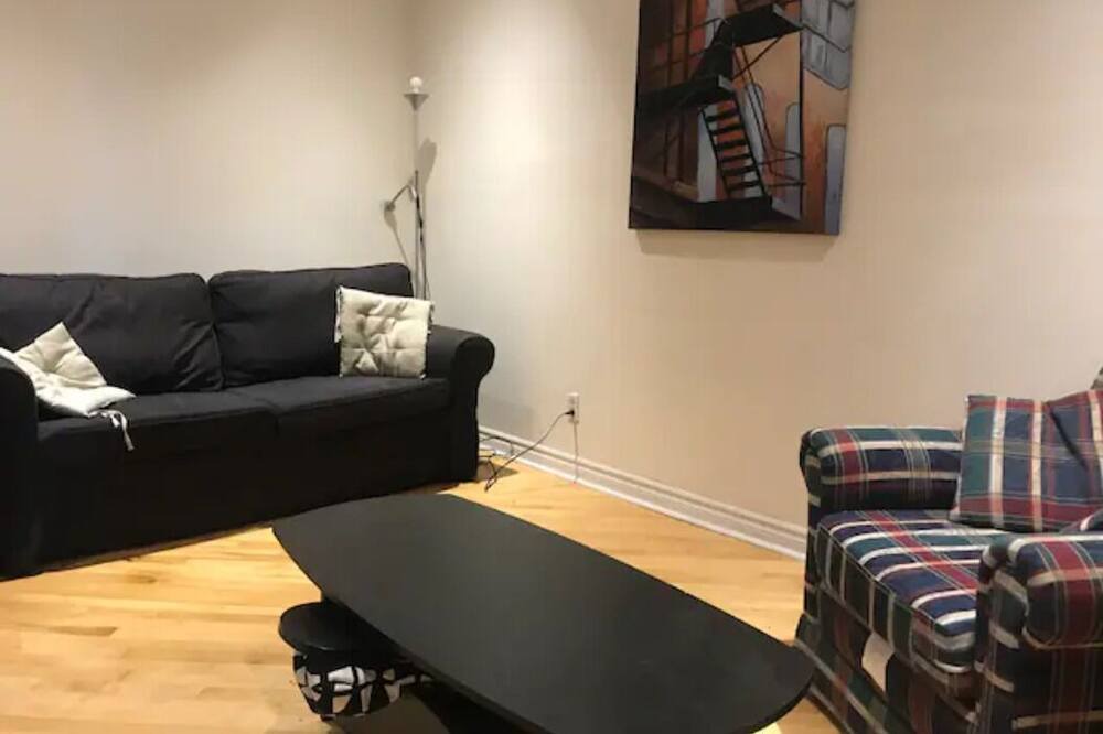 Photo of Livingroom in Cote-Saint-Paul
