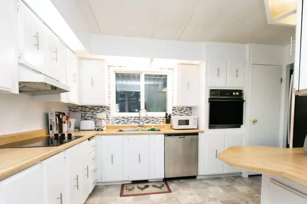 Photo of Kitchen in Union Bay