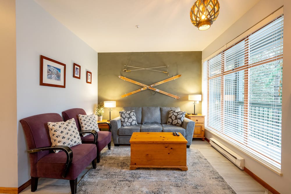 Photo of Others in Whistler Cay Estates