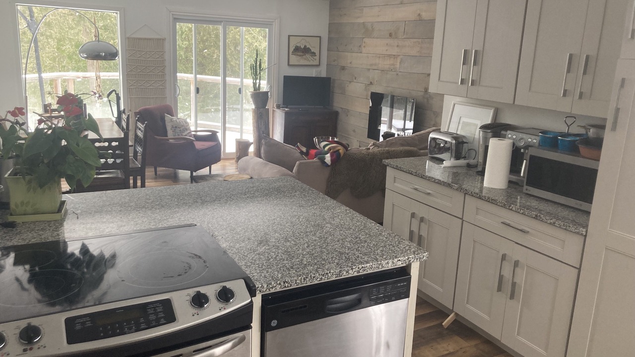 Photo of Kitchen in South Bruce Peninsula