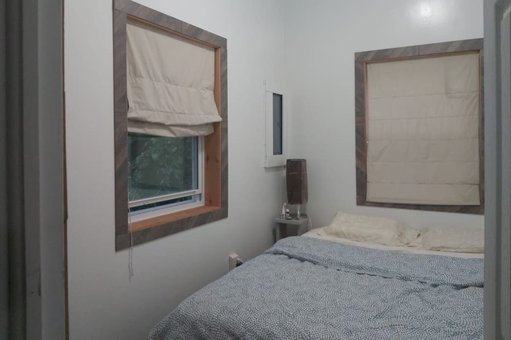Photo of Bedroom in Trent Lakes