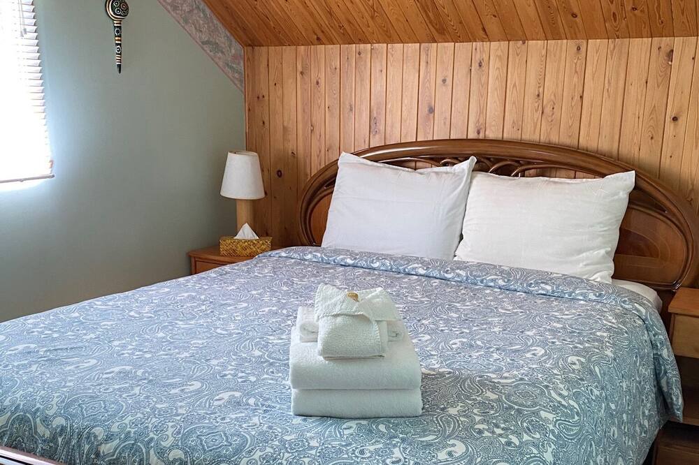 Photo of Bedroom in La Minerve