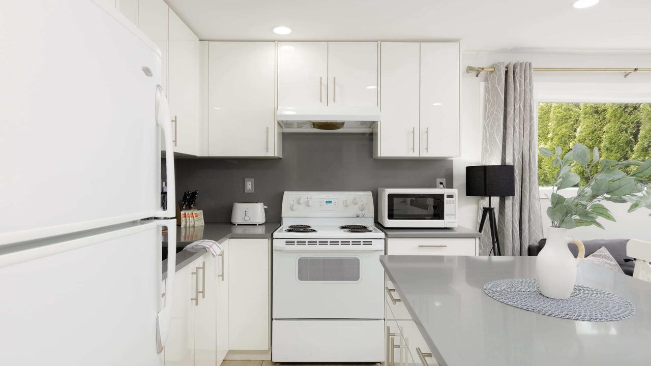 Photo of Kitchen in District of North Vancouver