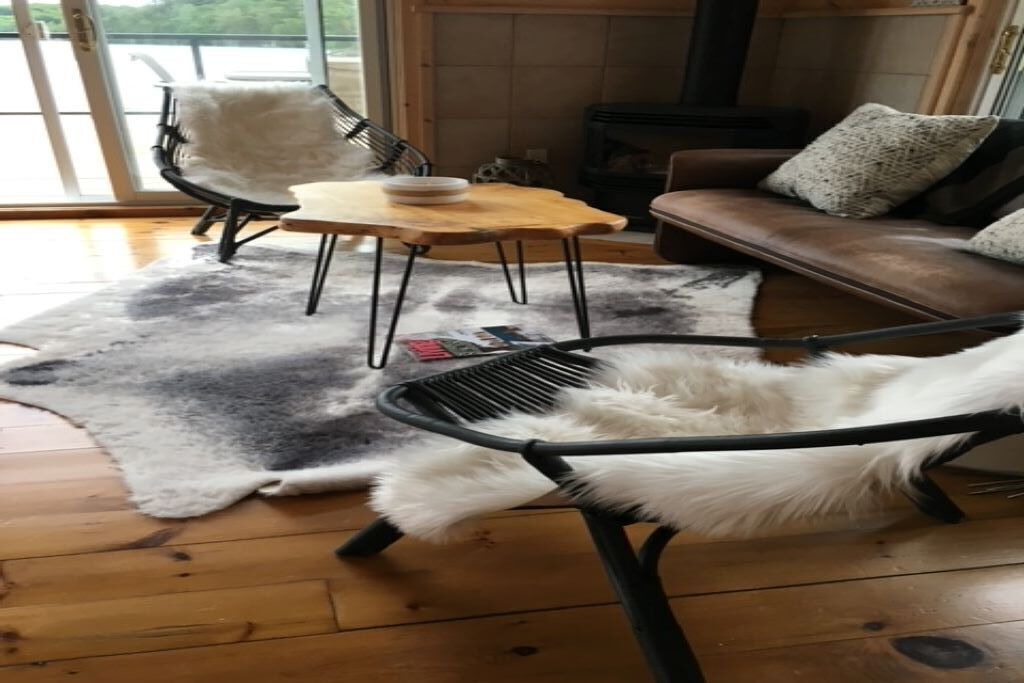 Photo of Livingroom in Utterson