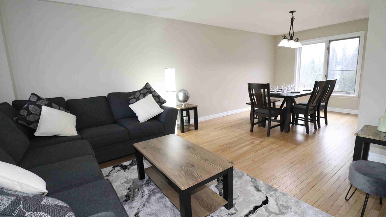 Photo of Livingroom in Bethany