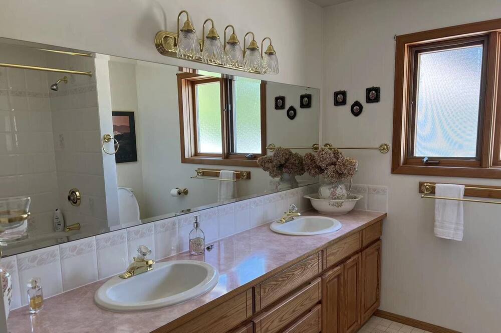 Photo of Bathroom in Downtown