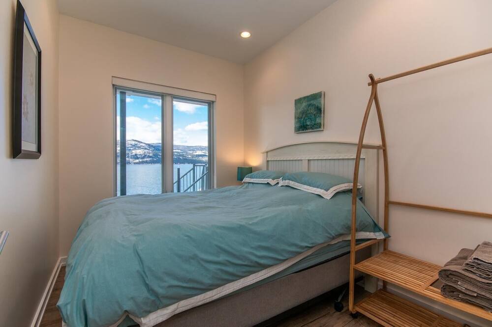 Photo of Bedroom in Vernon