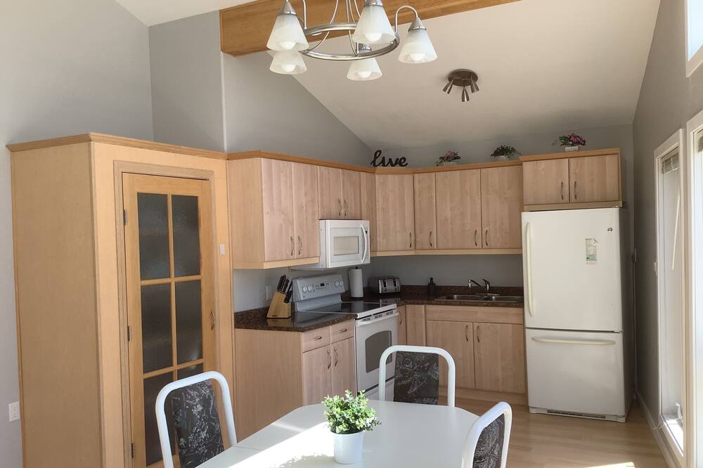 Photo of Kitchen in Traverse Bay