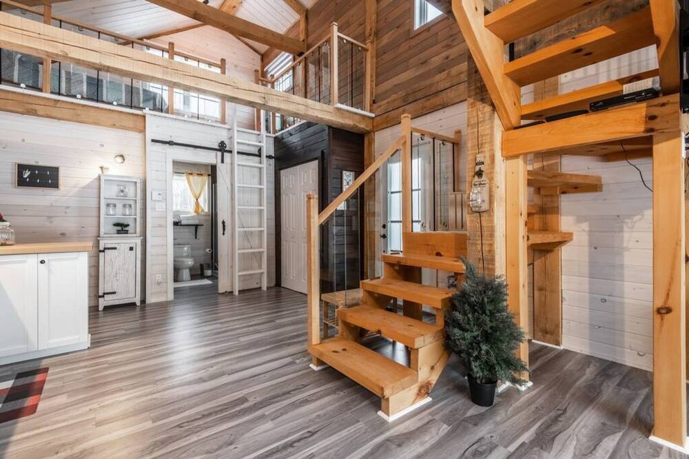 Photo of Livingroom in Mandeville