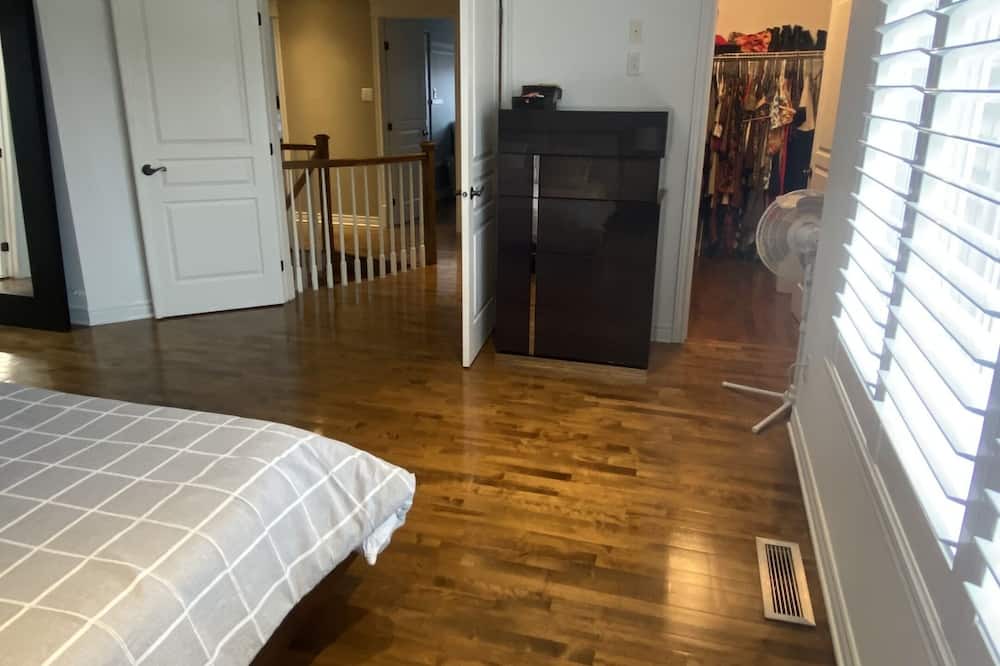 Photo of Bedroom in Blainville