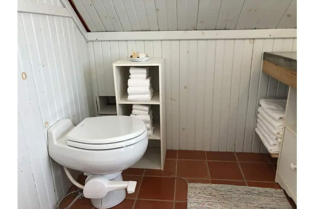 Photo of Bathroom in Maberly