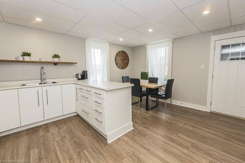 Photo of Bedroom in Kincardine