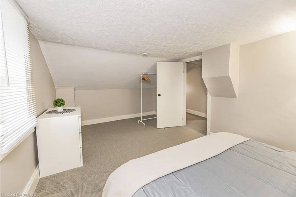 Photo of Bedroom in Kincardine