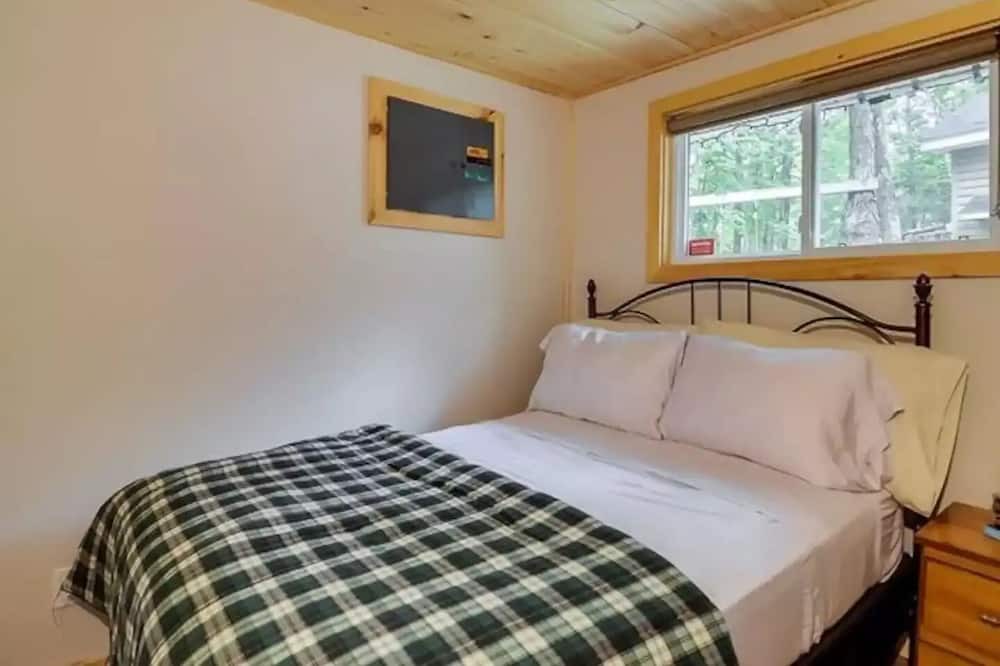 Photo of Bedroom in Val-des-Monts