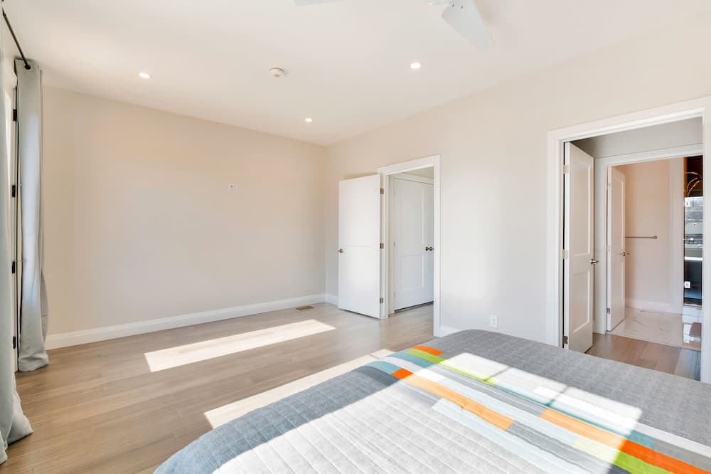 Photo of Bedroom in Walkerville