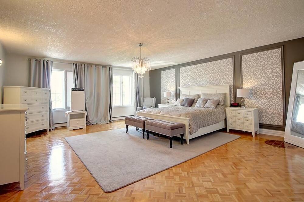 Photo of Bedroom in Saint-Jean-de-Matha