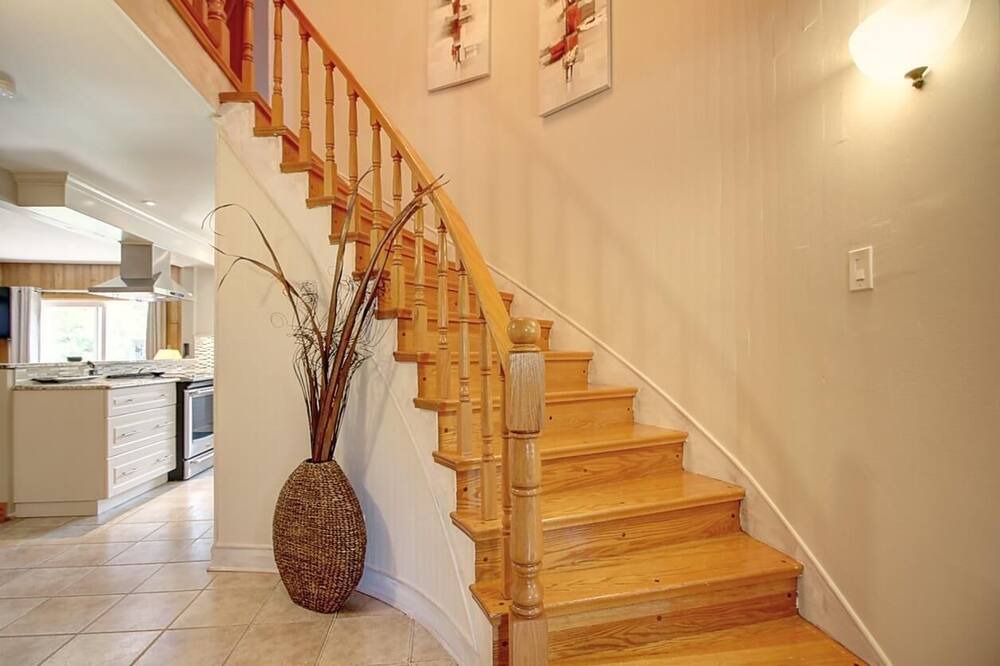 Photo of Livingroom in Saint-Jean-de-Matha