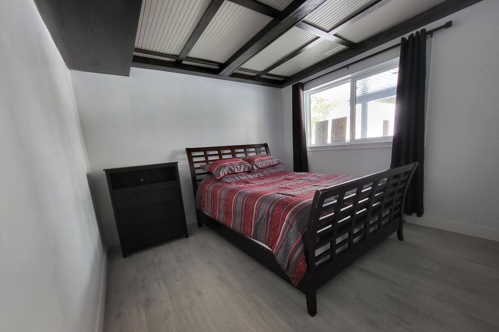 Photo of Bedroom in Saint-Zacharie