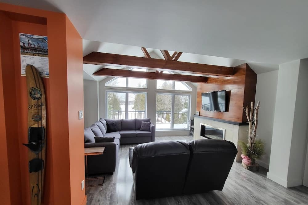 Photo of Livingroom in Saint-Zacharie