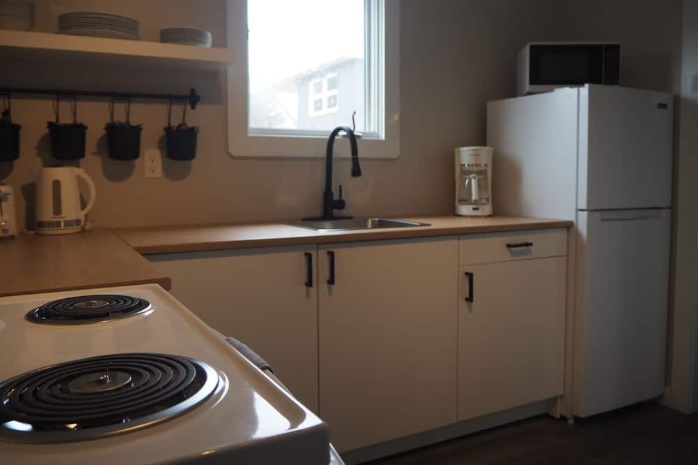 Photo of Kitchen in Glenville