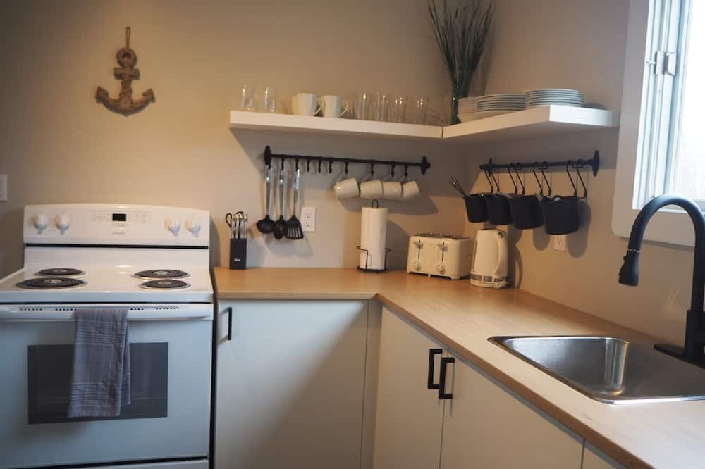 Photo of Kitchen in Glenville