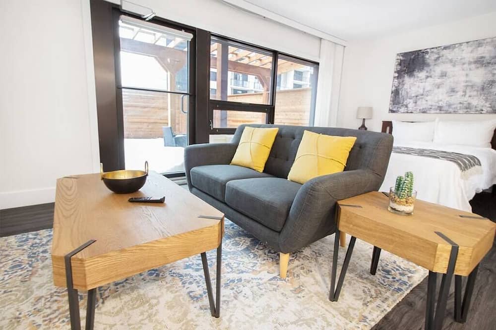 Photo of Livingroom in Downtown Winnipeg