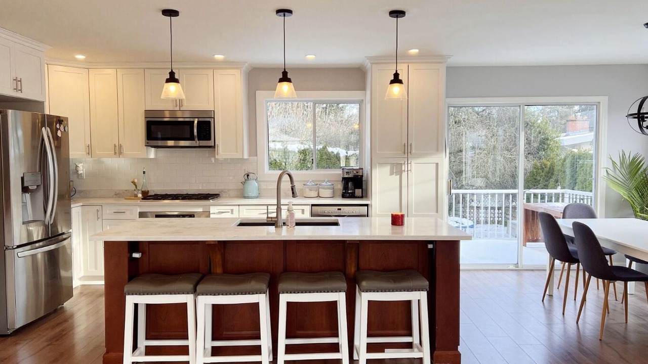Photo of Kitchen in Saanich East