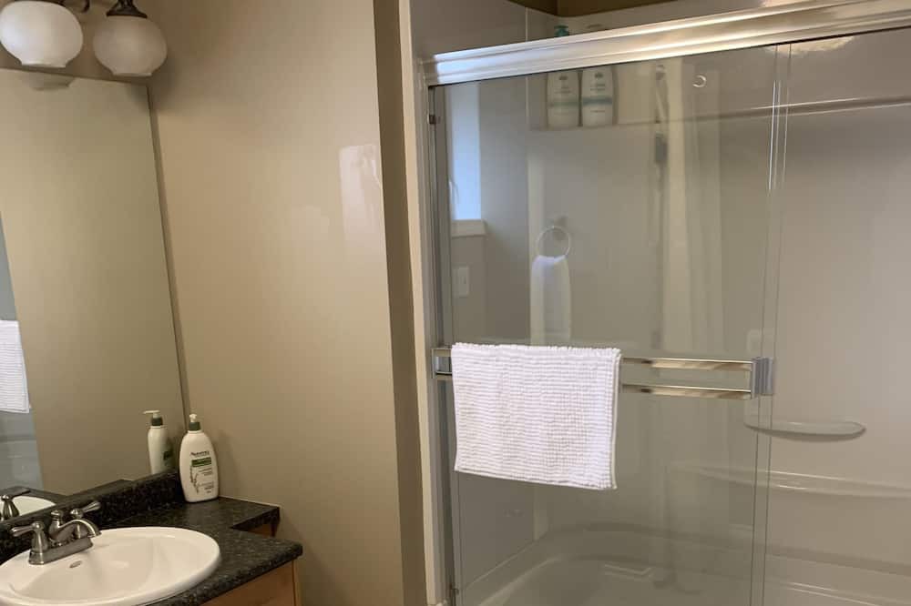 Photo of Bathroom in Crawford