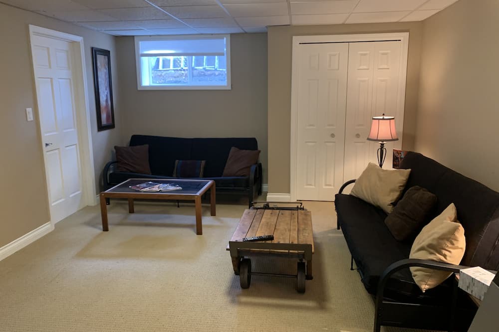 Photo of Livingroom in Crawford