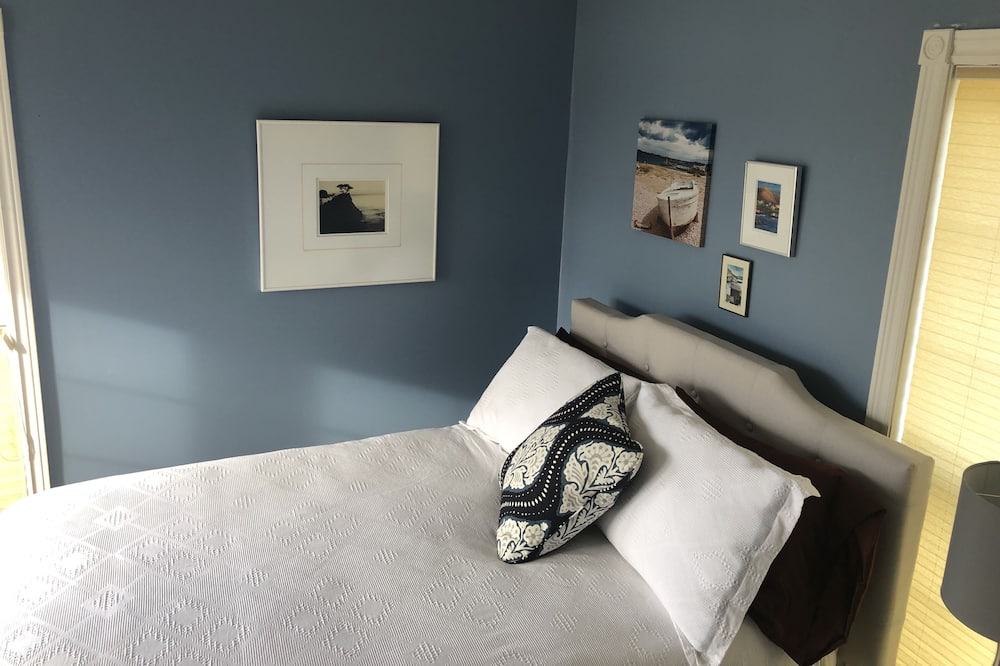 Photo of Bedroom in Halifax County