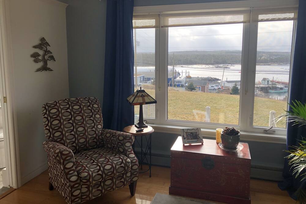 Photo of Livingroom in Halifax County