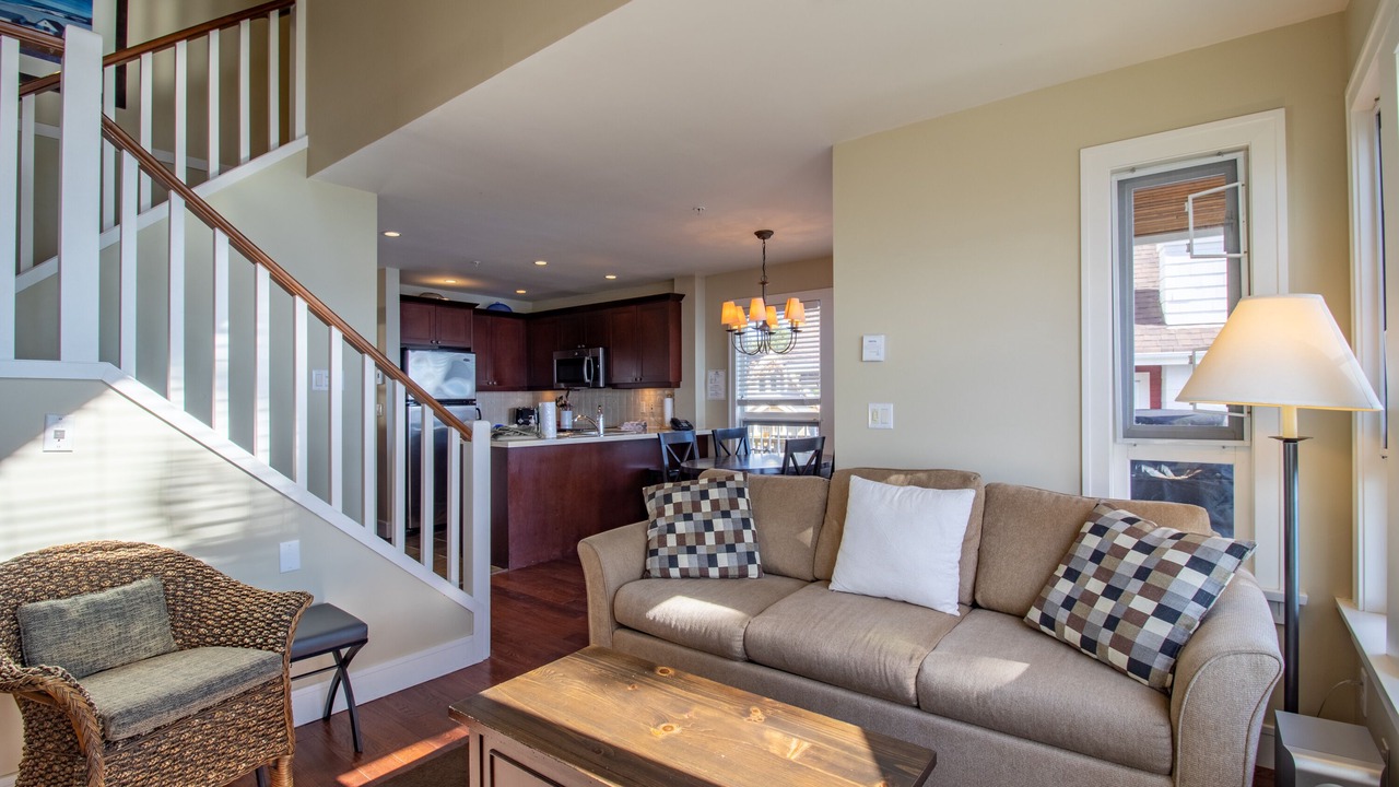 Photo of Livingroom in Pender Island