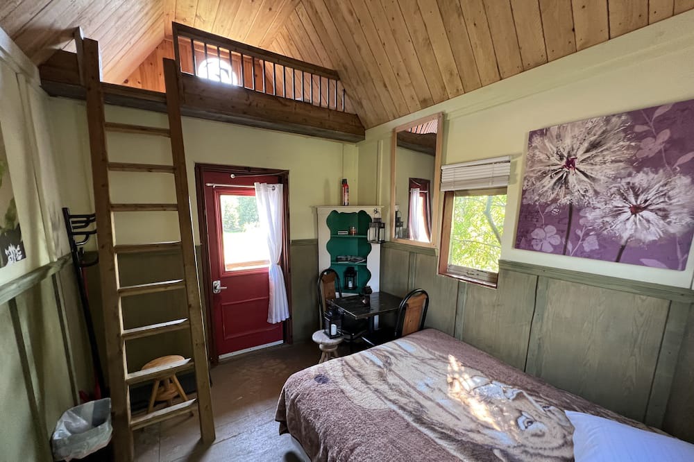 Photo of Bedroom in Saint-Cuthbert