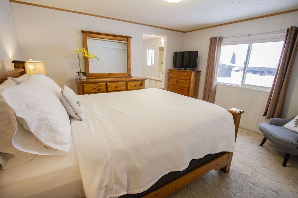 Photo of Bedroom in Port Alberni