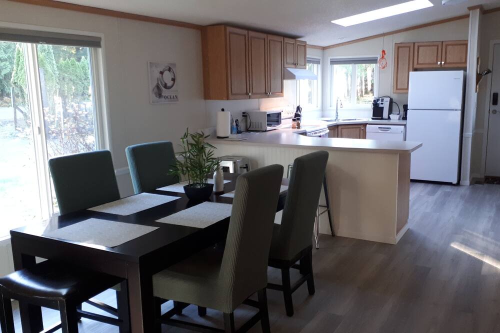 Photo of Kitchen in Port Alberni