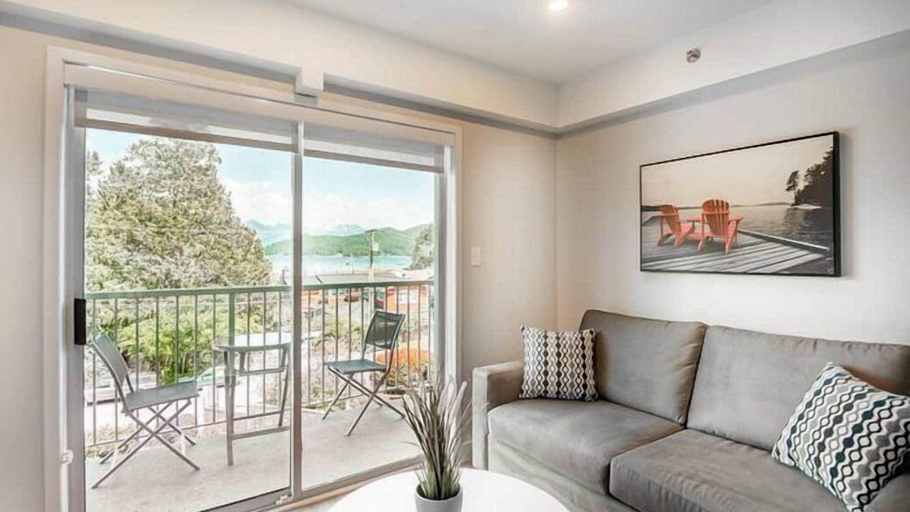 Photo of Patio Balcony in Gibsons