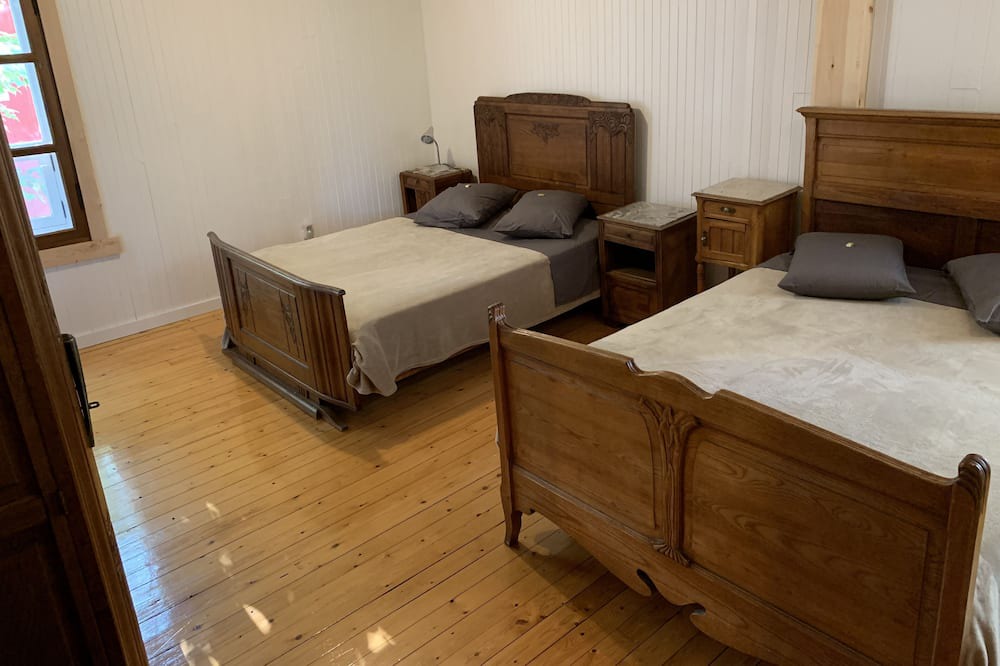 Photo of Bedroom in Saint-Cuthbert