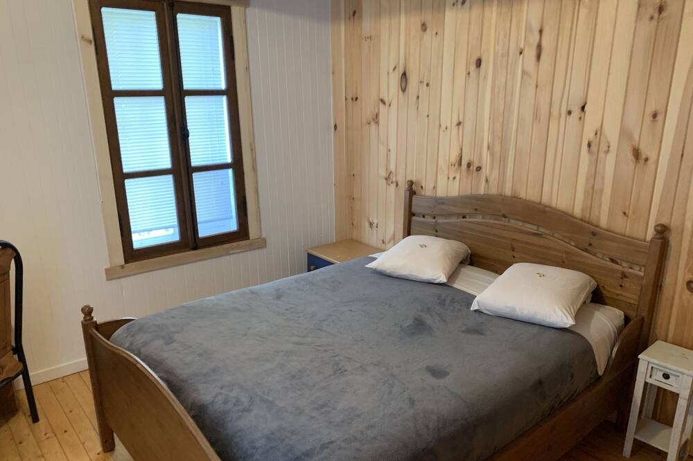 Photo of Bedroom in Saint-Cuthbert