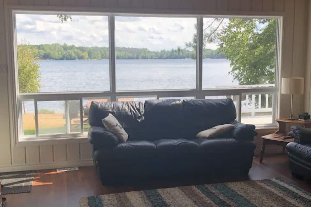 Photo of Livingroom in Madawaska Valley