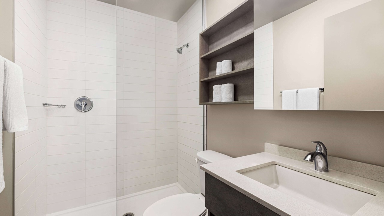 Photo of Bathroom in Dorval