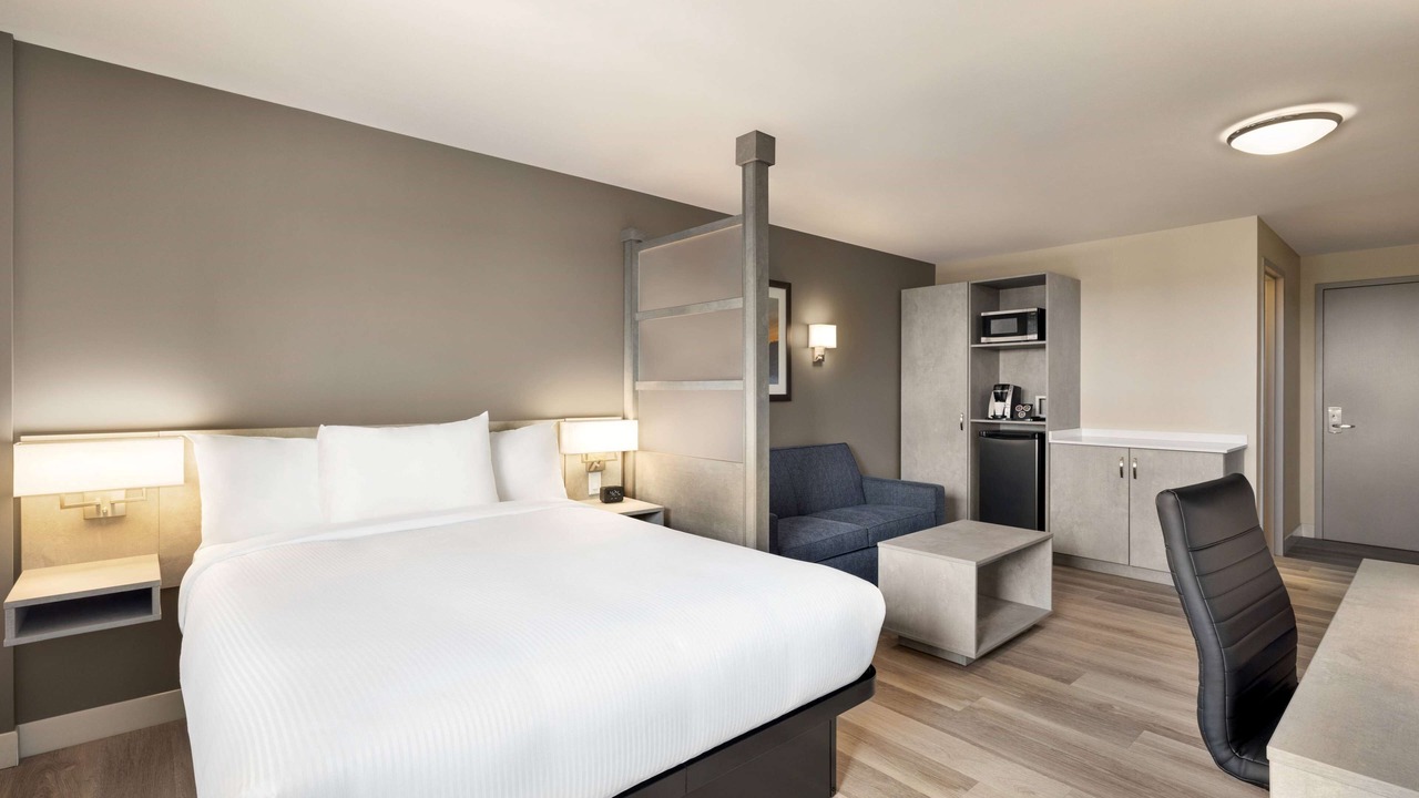 Photo of Bedroom in Dorval