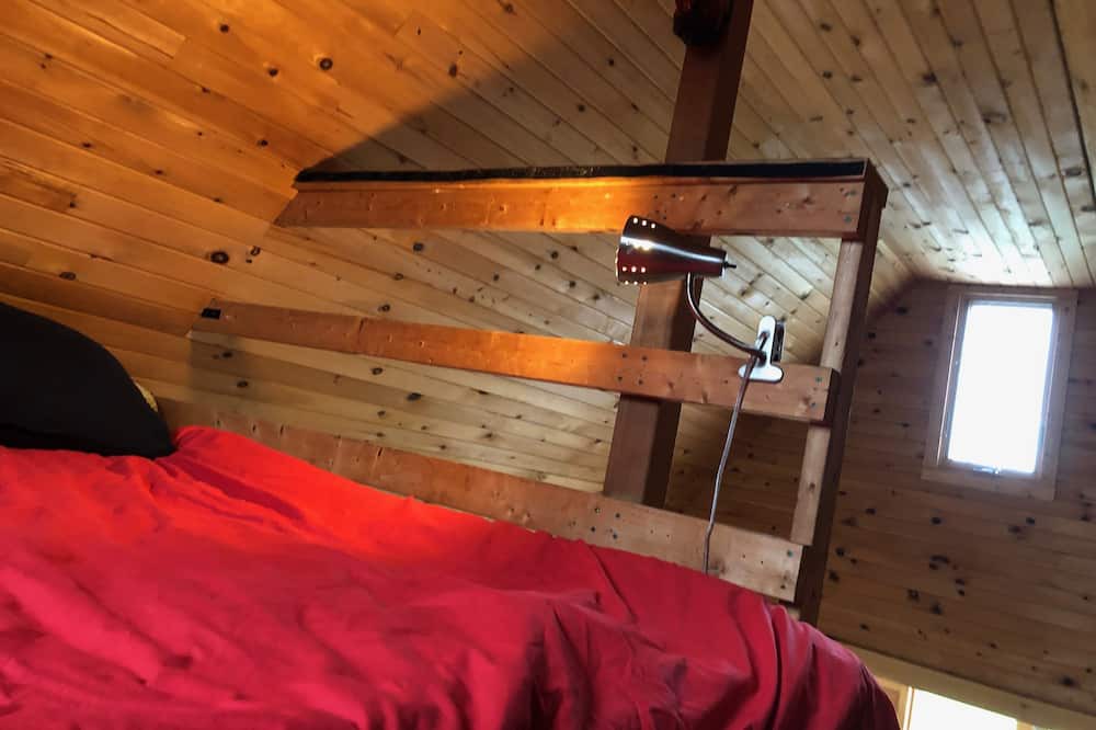 Photo of Bedroom in Wolfe Island