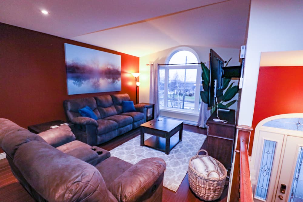Photo of Livingroom in Conception Bay South