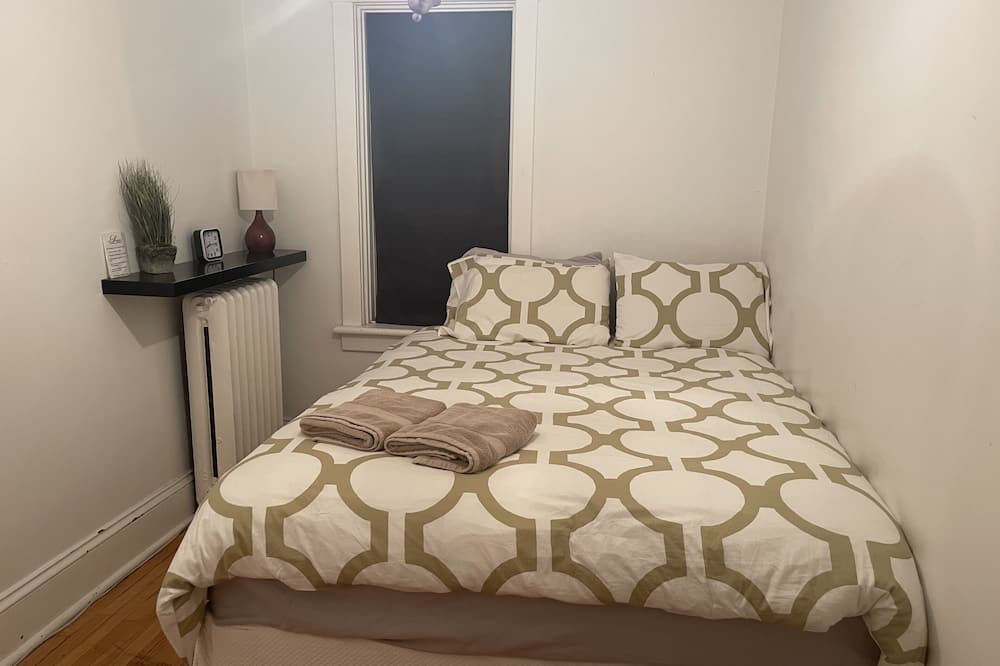 Photo of Bedroom in Calabogie