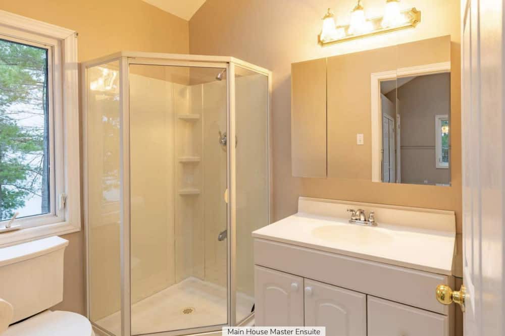 Photo of Bathroom in Severn